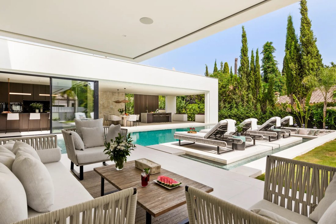 Villa in Puerto Banus, Marbella, Spain 2 - 17921558