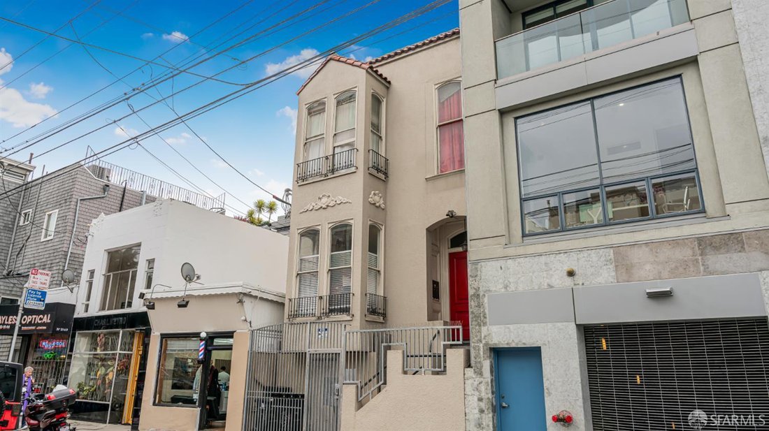 San Francisco, California, United States 4 - 17920243
