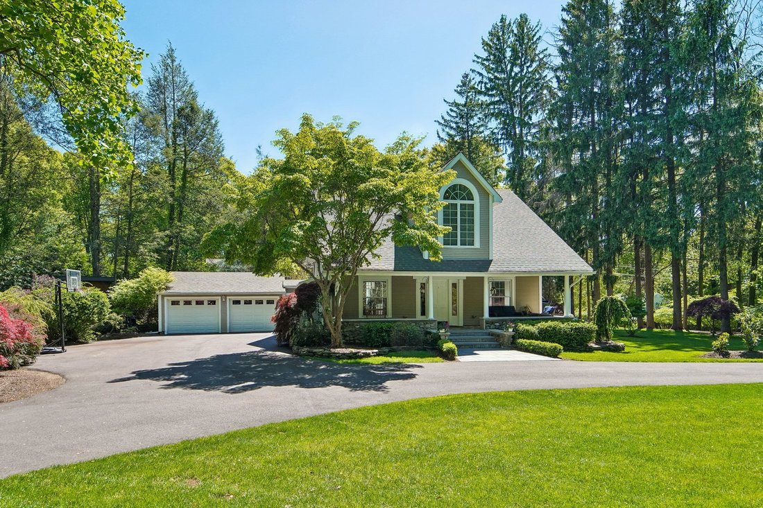 House in Saddle River, New Jersey, United States 1 - 17917802