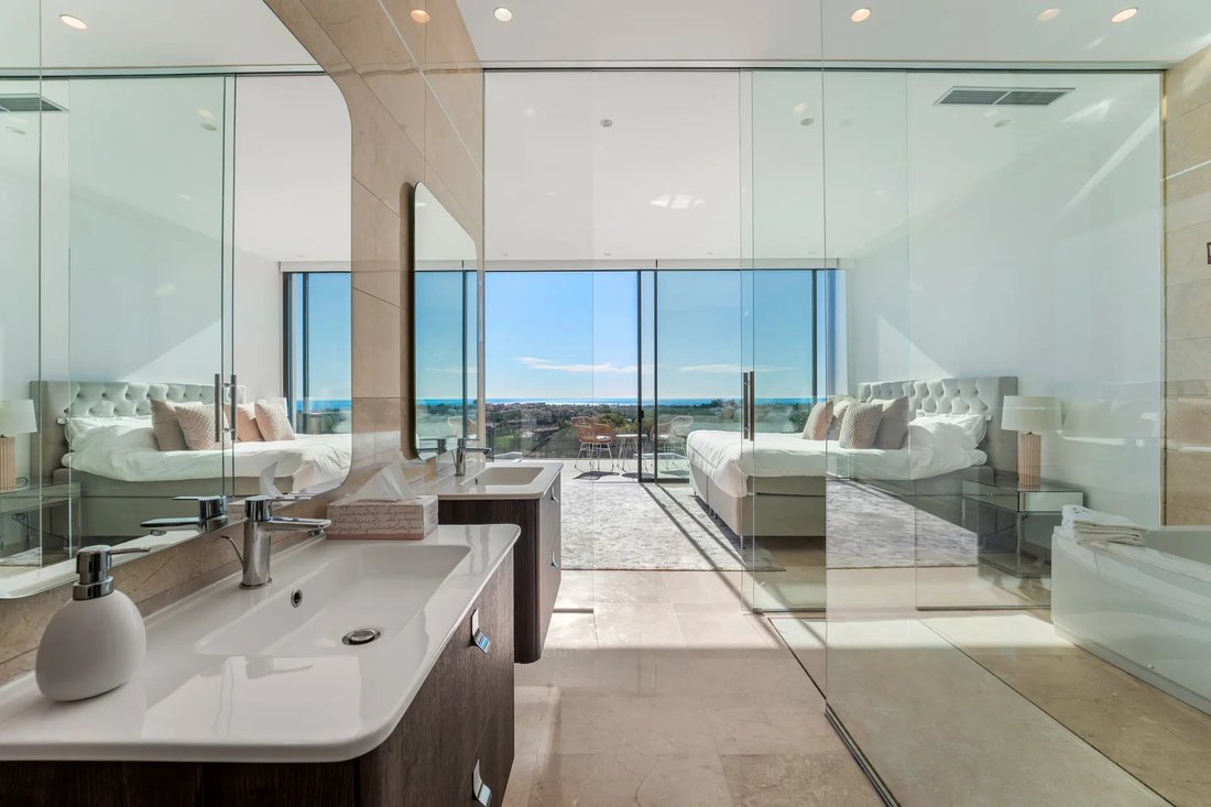 Villa in Benahavis, Andalusia, Spain 3 - 17923222