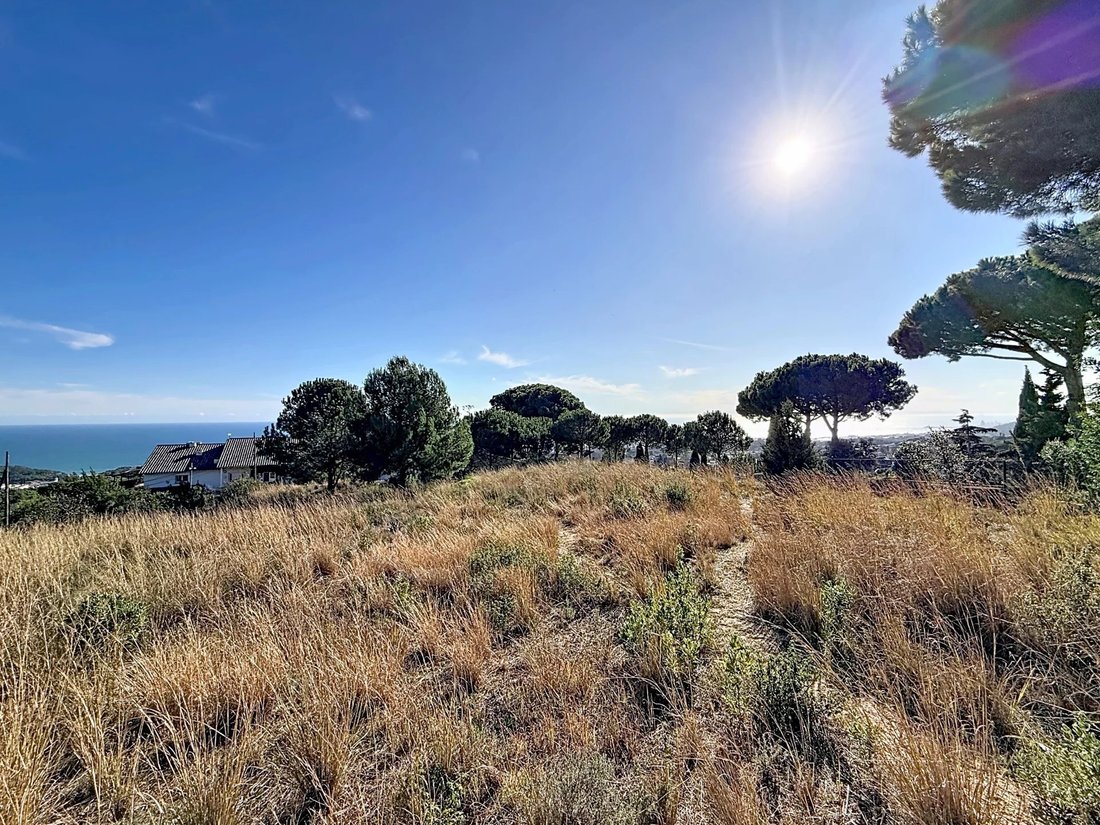 Land in Sant Vicenc de Montalt, Catalonia, Spain 1 - 17918522