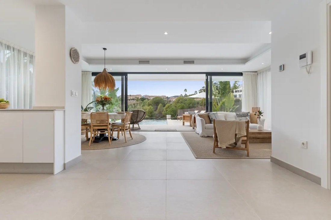 Villa in Estepona, Andalusia, Spain 2 - 17920491