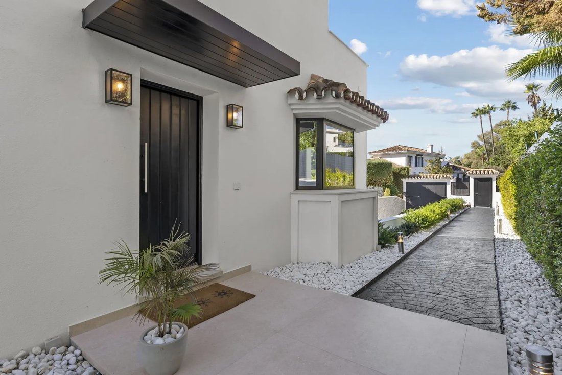 Villa in Puerto Banus, Marbella, Spain 3 - 17920477