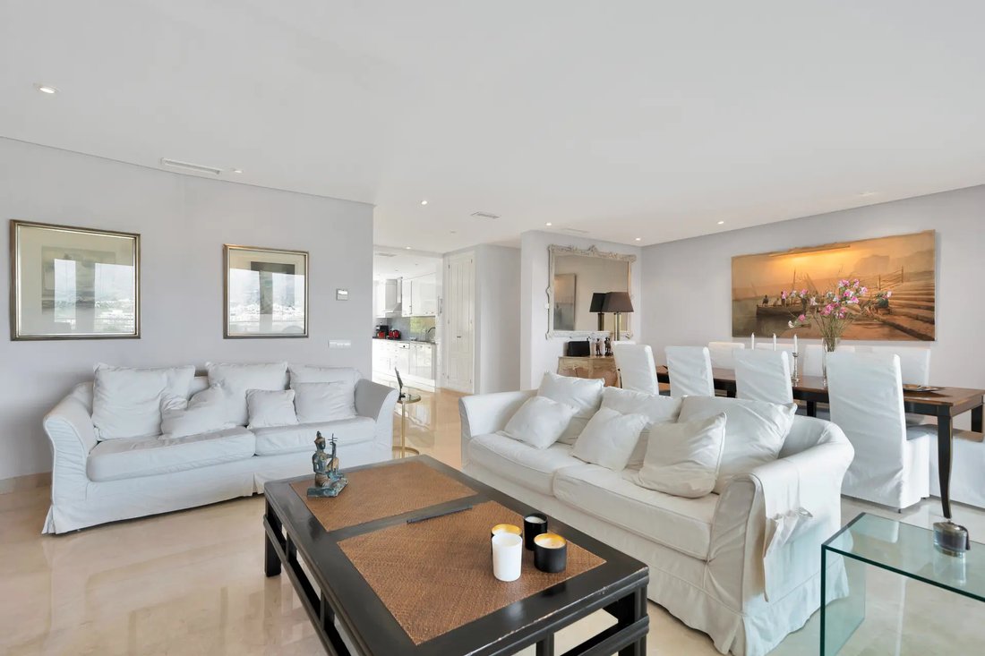 Apartment in Marbella, Andalusia, Spain 3 - 17923583