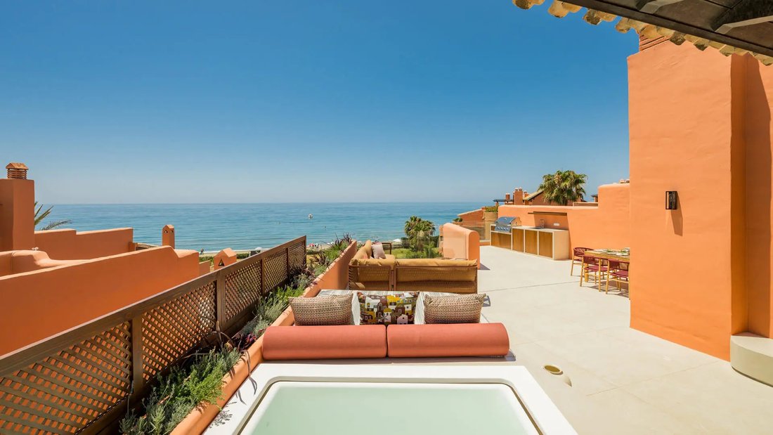 Penthouse in Marbella, Andalusia, Spain 1 - 17923615