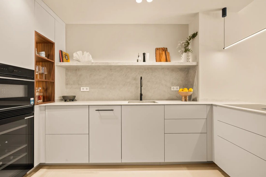 Apartment in Benahavis, Andalusia, Spain 4 - 17923697