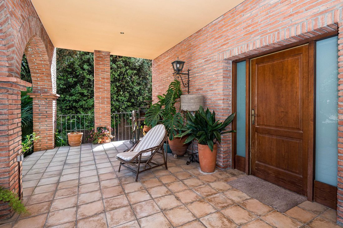 Villa in Sant Cugat del Valles, Catalonia, Spain 3 - 17918318
