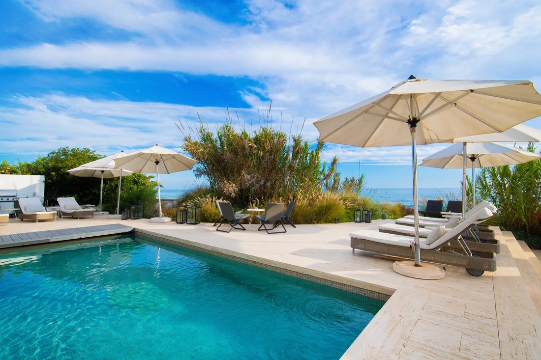 Villa in Marbella, Andalusia, Spain 3 - 17920338