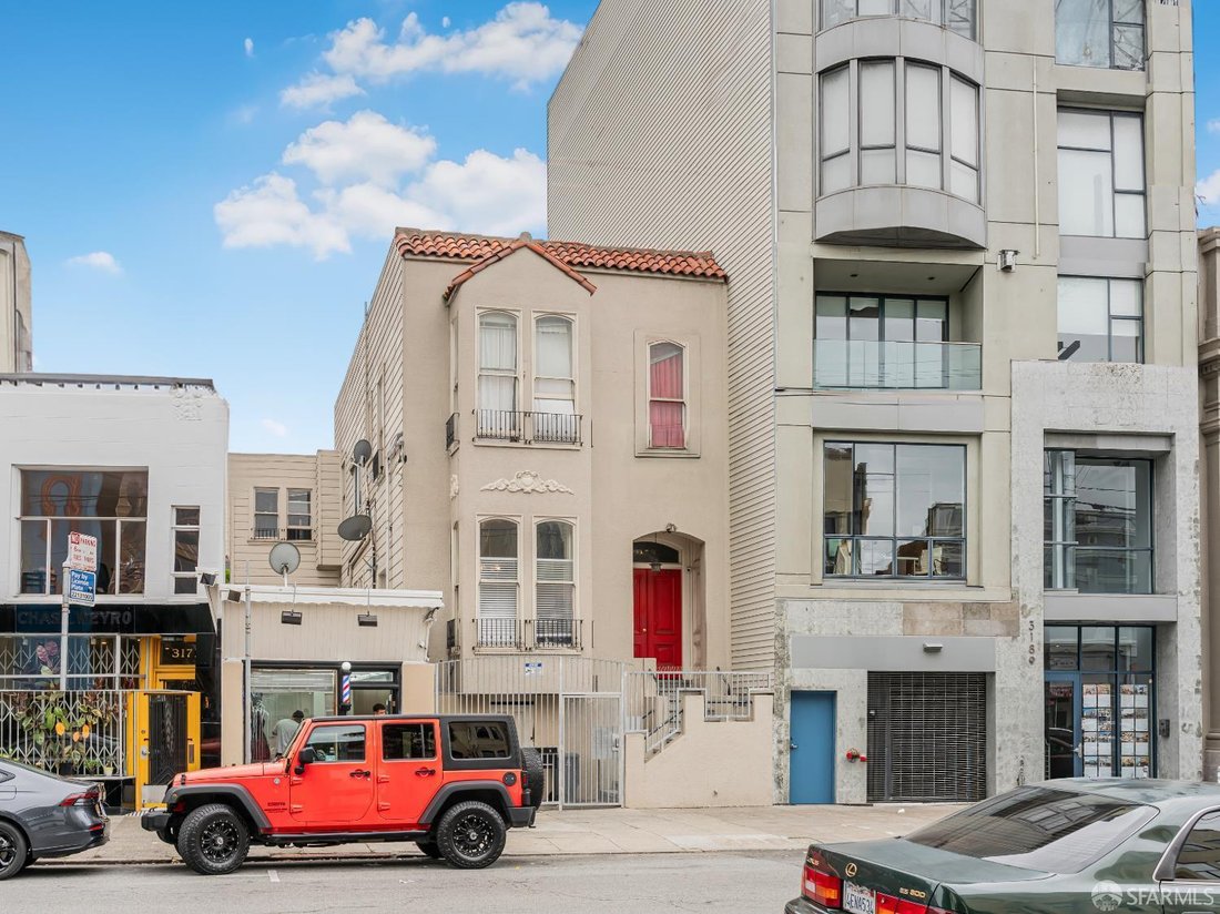 San Francisco, California, United States 3 - 17920243
