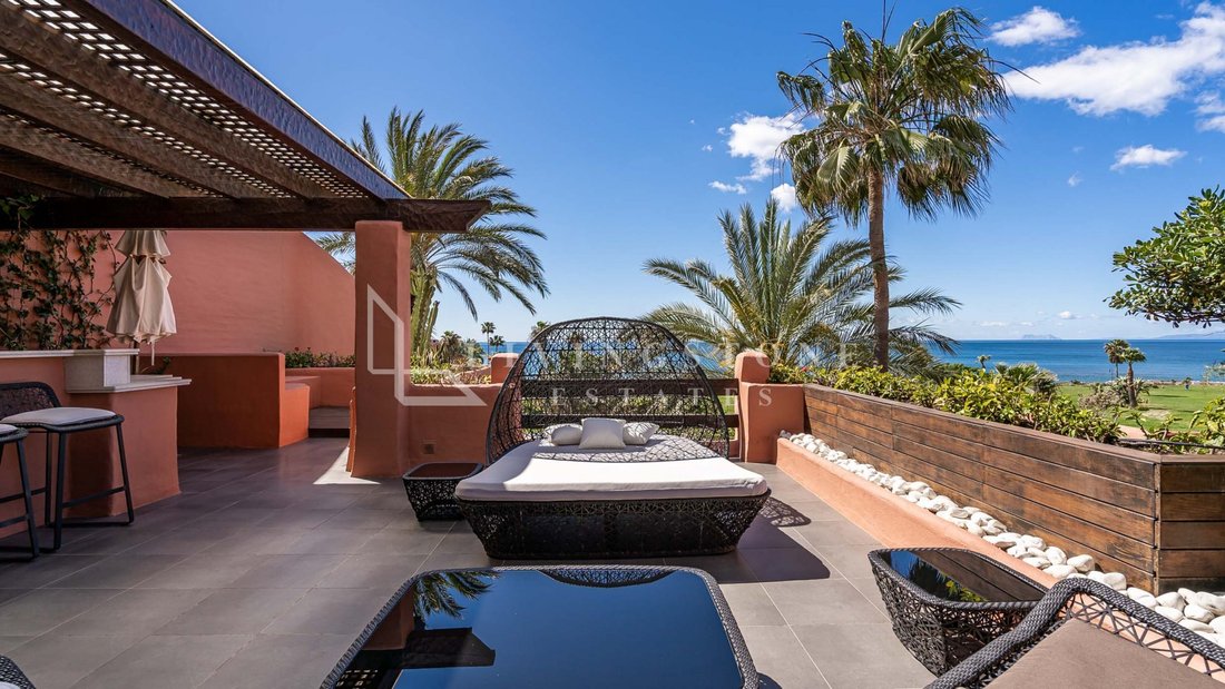 Apartment in Gualdalmansa, Estepona, Andalusia 2 - 17921636