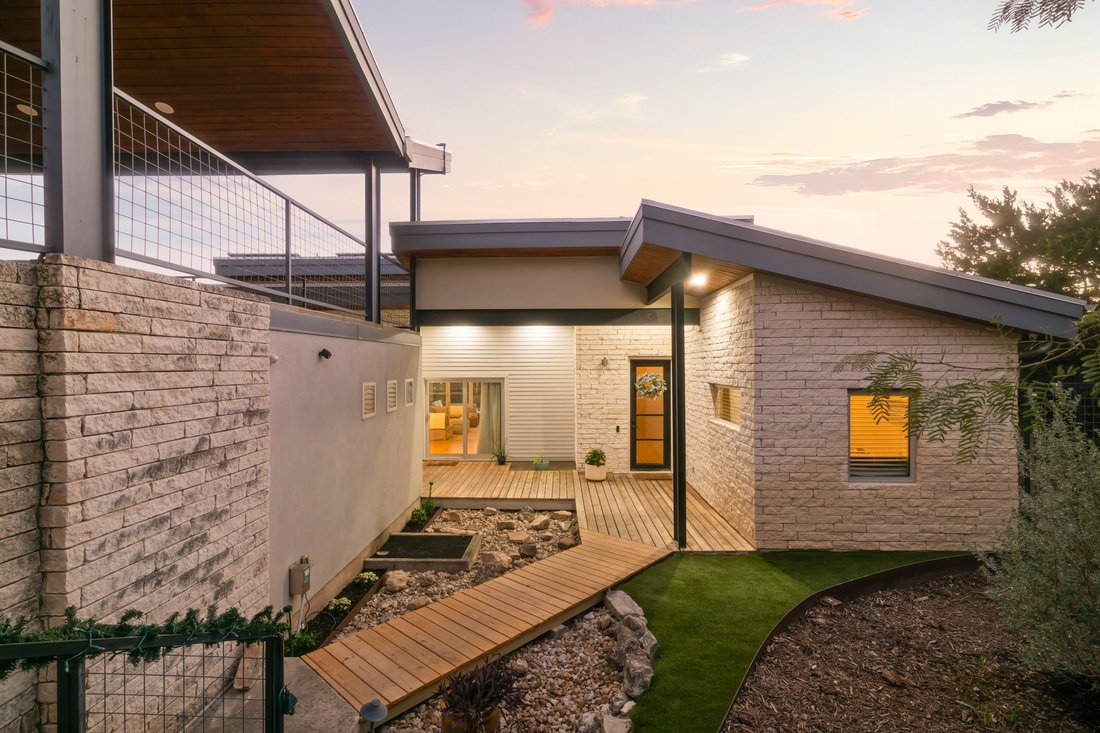 House in Austin, Texas, United States 4 - 17919210