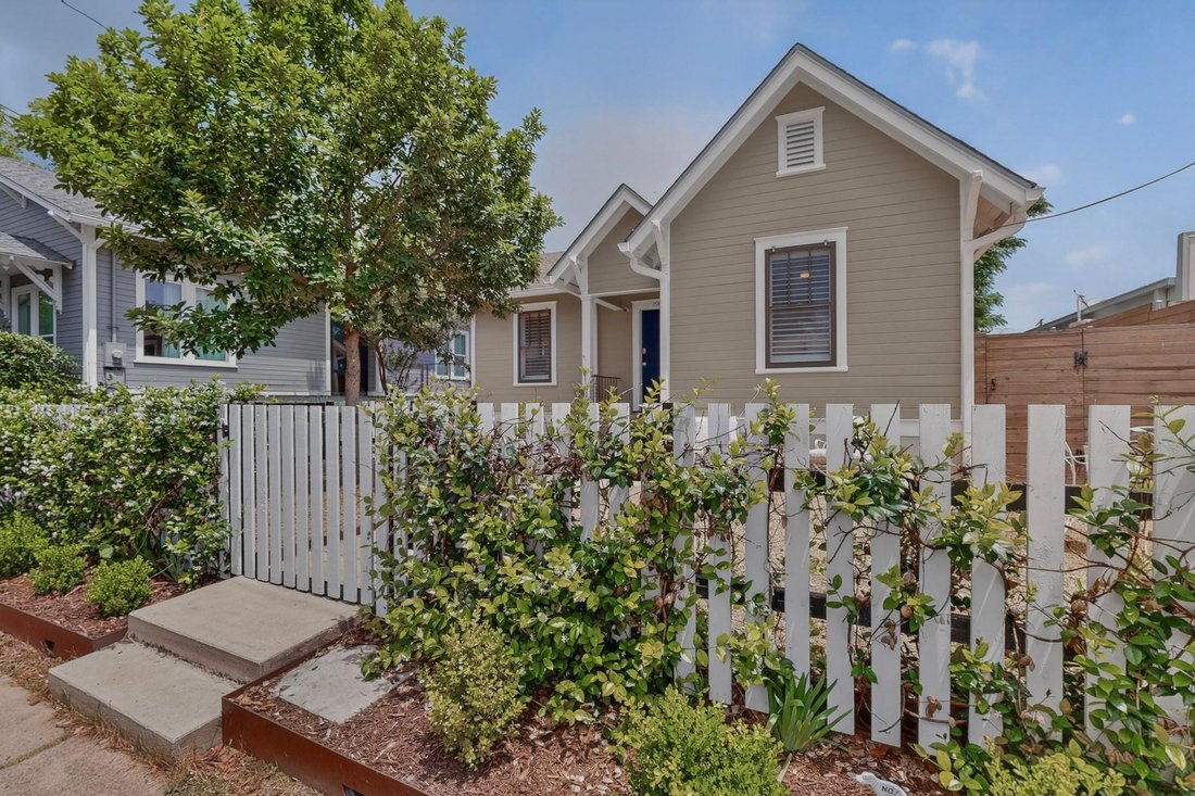 House in Austin, Texas, United States 3 - 17920636
