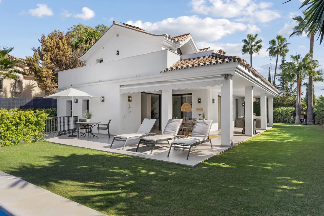 Villa in Puerto Banus, Marbella, Spain 1 - 17920477