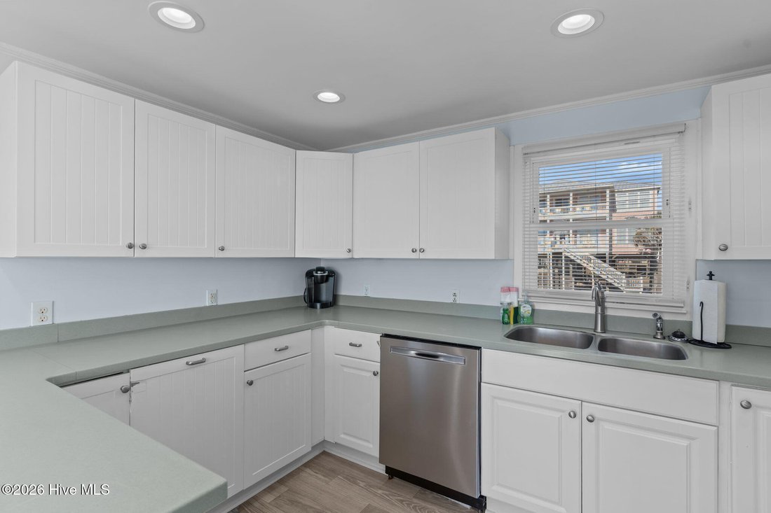 House in Oak Island, North Carolina, United States 5 - 17916831
