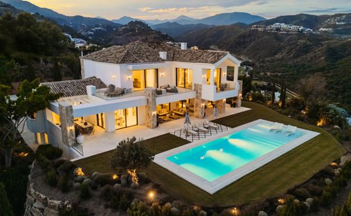 Villa in La Quinta, Benahavis, Andalusia 1