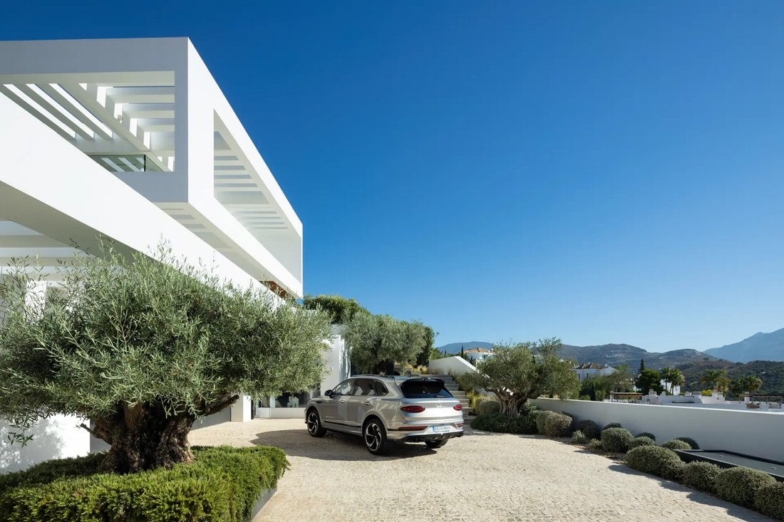 Villa in La Zagaleta, Benahavis, Andalusia 5 - 17923095