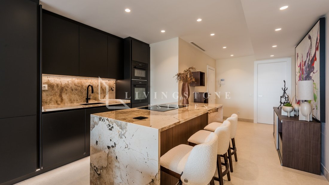 Apartment in Estepona, Andalusia, Spain 4 - 17922080
