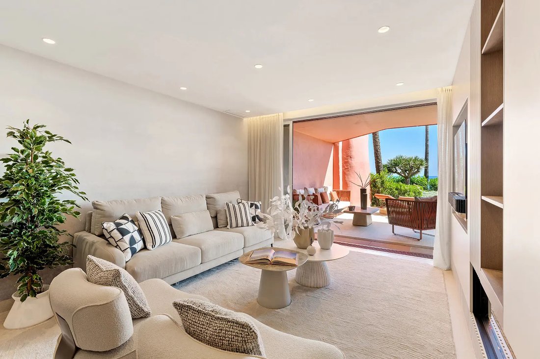 Apartment in Estepona, Andalusia, Spain 3 - 17923806