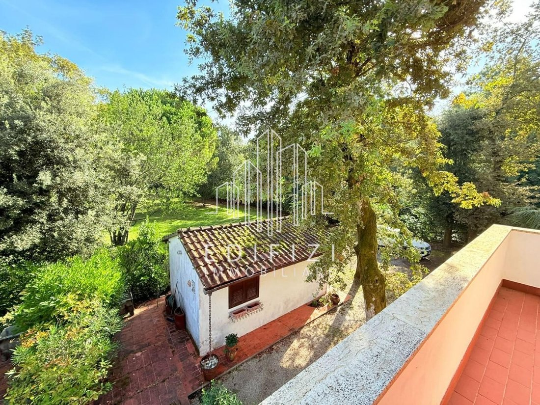 Country House in Ronchi, Massa, Italy 5 - 17920592