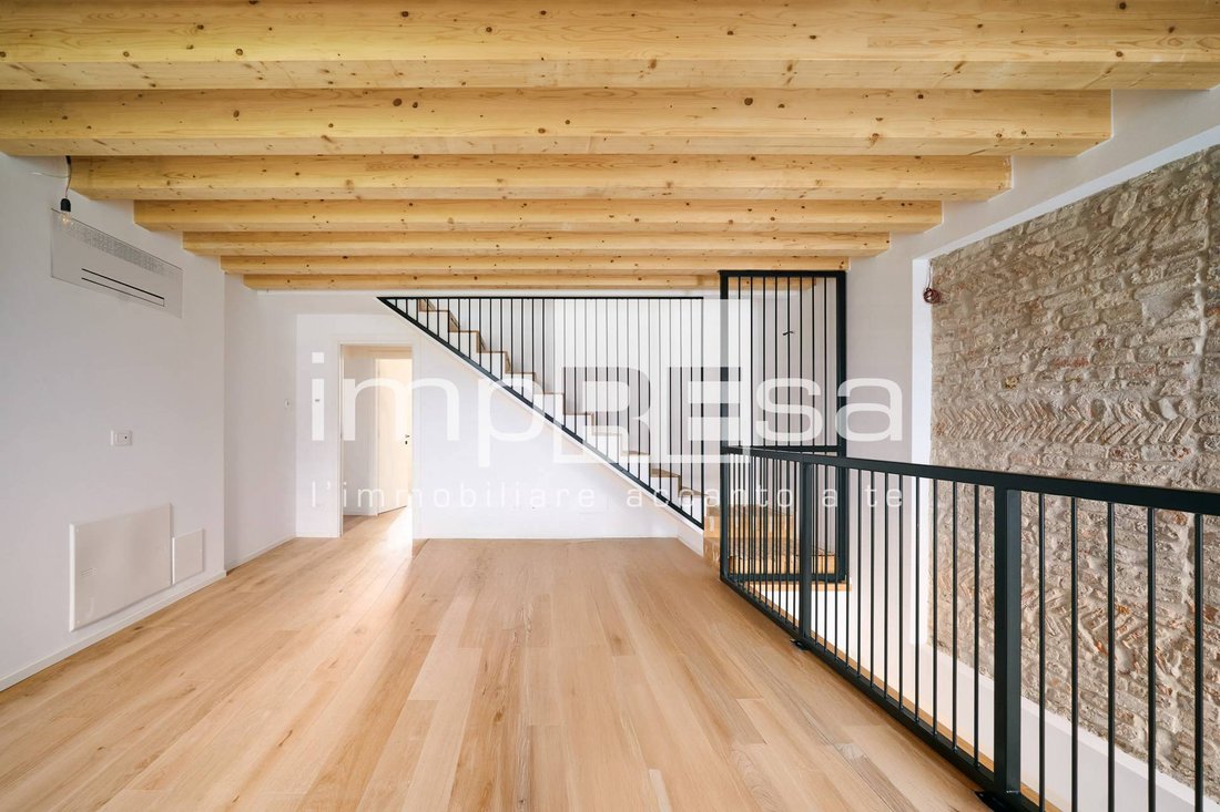 Apartment in Cathedral - Piazza dei Signori, Treviso, Italy 3 - 17924479
