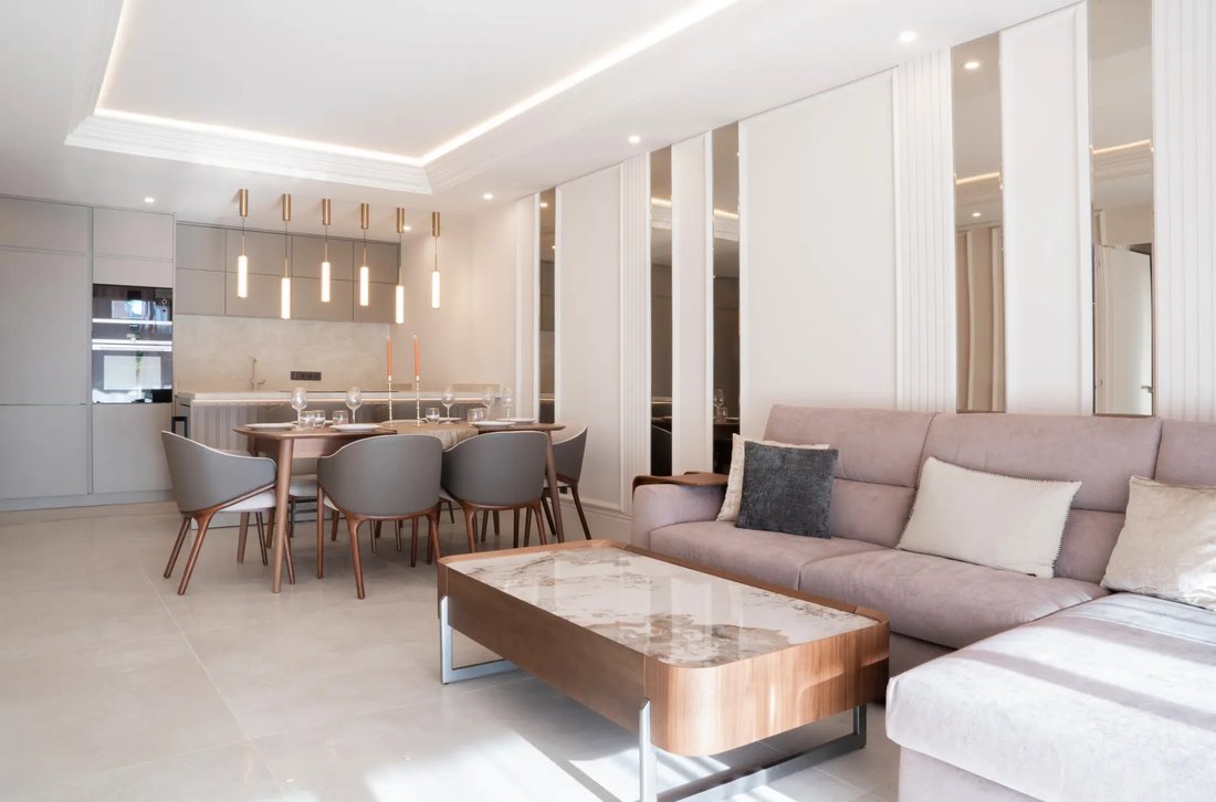 Apartment in Gualdalmansa, Estepona, Andalusia 3 - 17923729