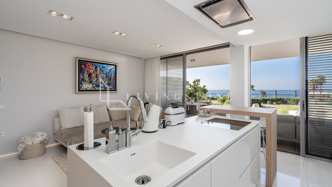 Apartment in Estepona, Andalusia, Spain 3 - 17922203