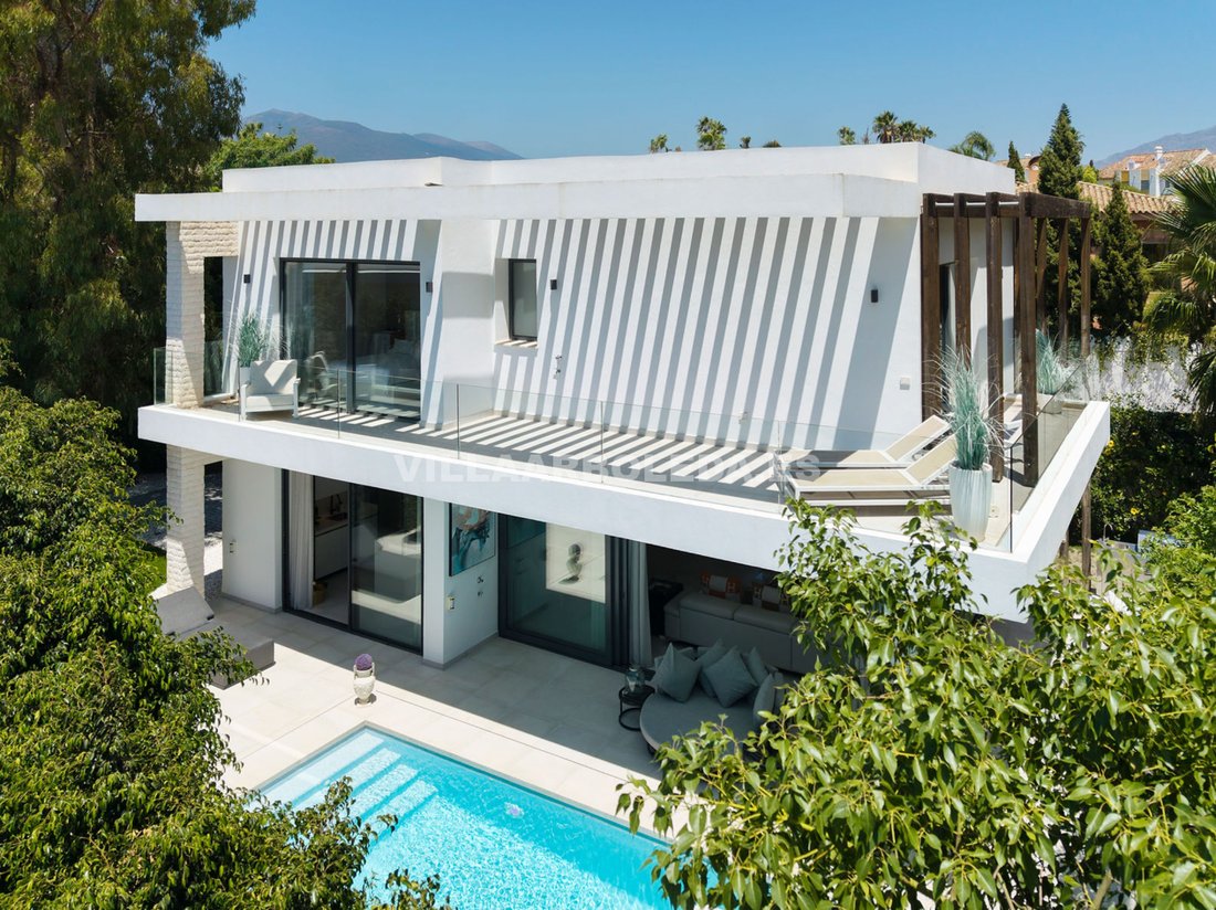 Chalet in Estepona, Andalusia, Spain 1 - 17920853