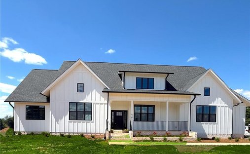 House in Julian, North Carolina, United States 1