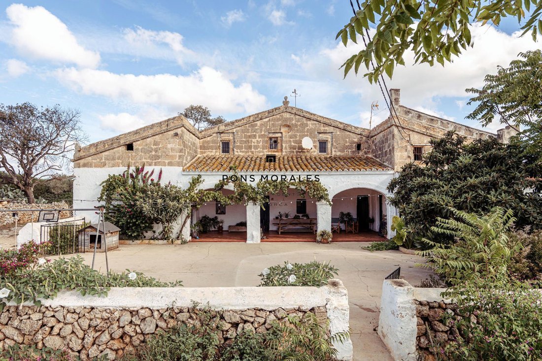 Finca in Ciutadella de Menorca, Balearic Islands, Spain 1 - 17916432