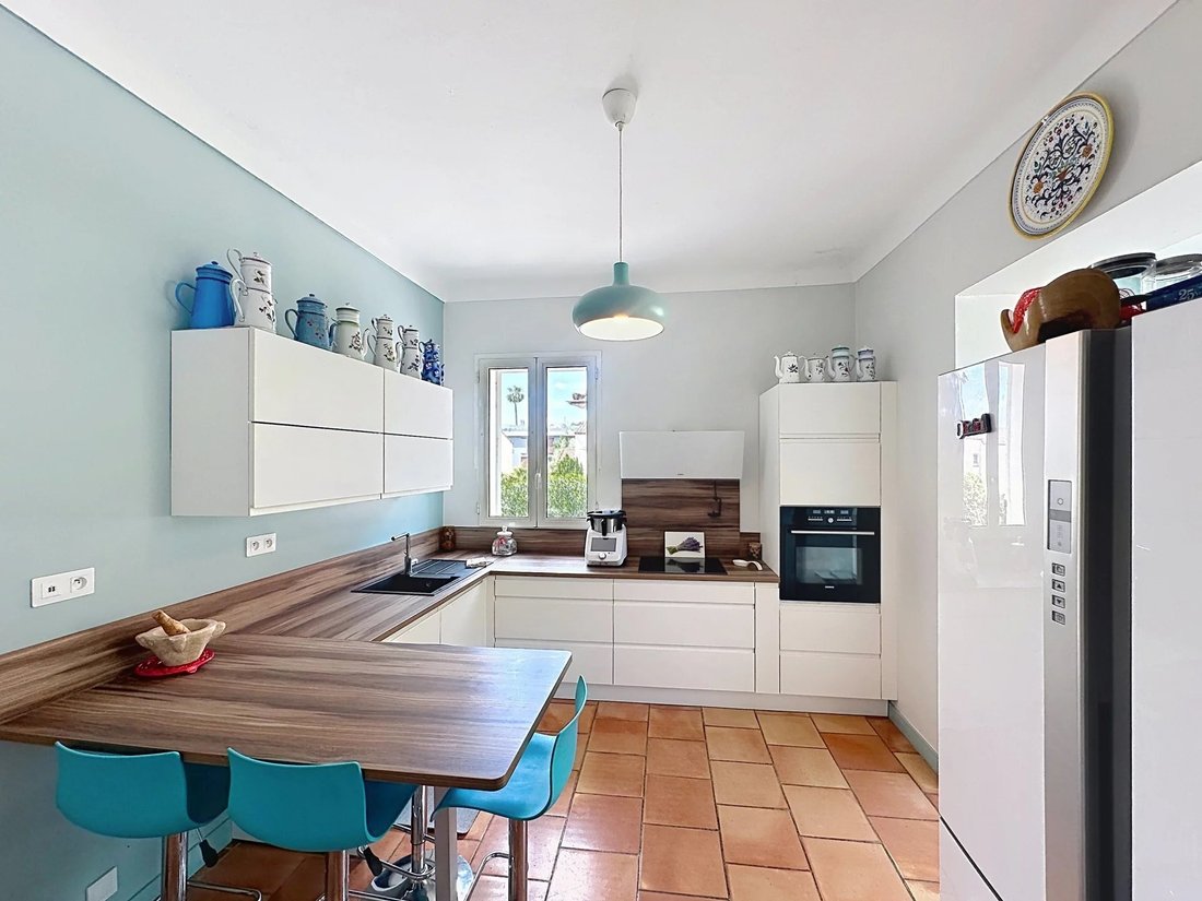 Townhouse in Cannes, Provence-Alpes-Côte d'Azur, France 3 - 17923659