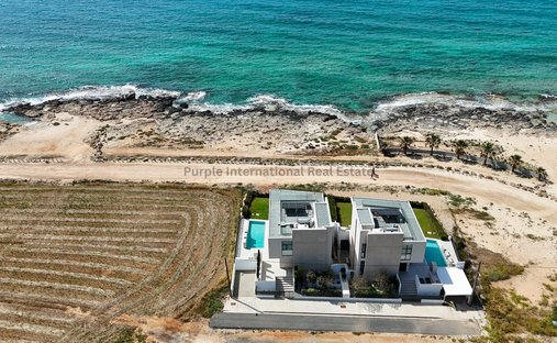 Villa in Sotira, Cyprus 1