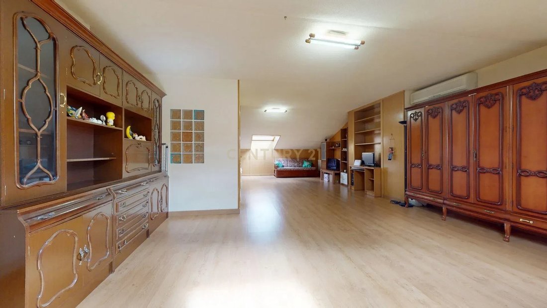Villa in Distrito IV, Alcala de Henares, Spain 2 - 17923066