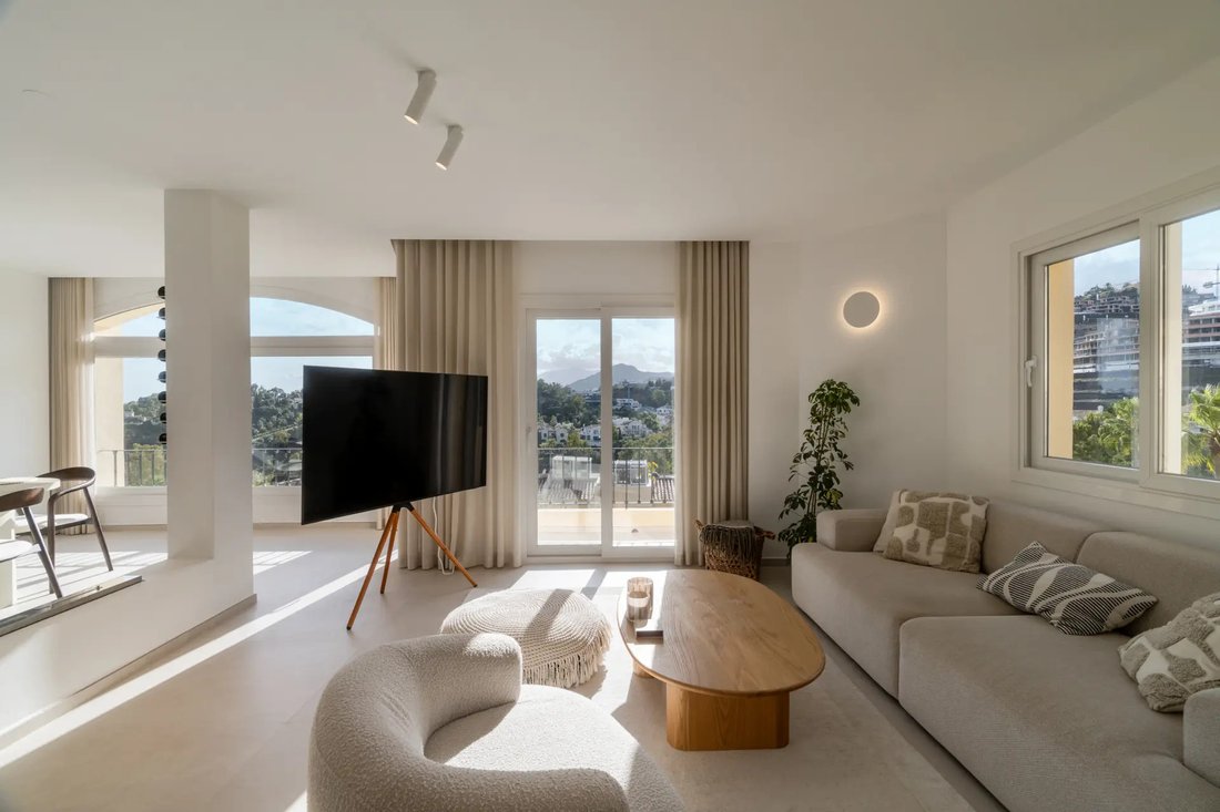 Apartment in La Quinta, Benahavis, Andalusia 4 - 17923620