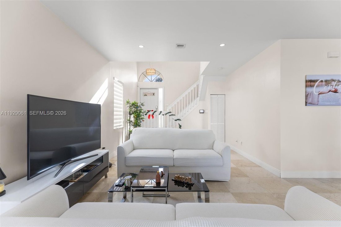 House in Pembroke Pines, Florida, United States 4 - 17202342