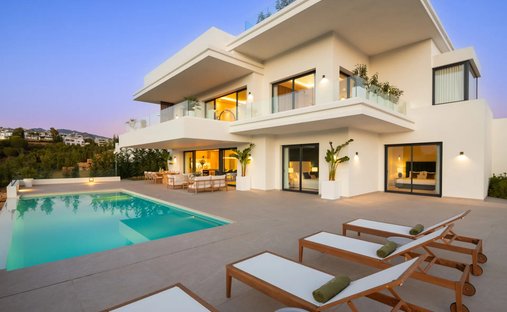 Villa en Estepona, Andalucía, España 1