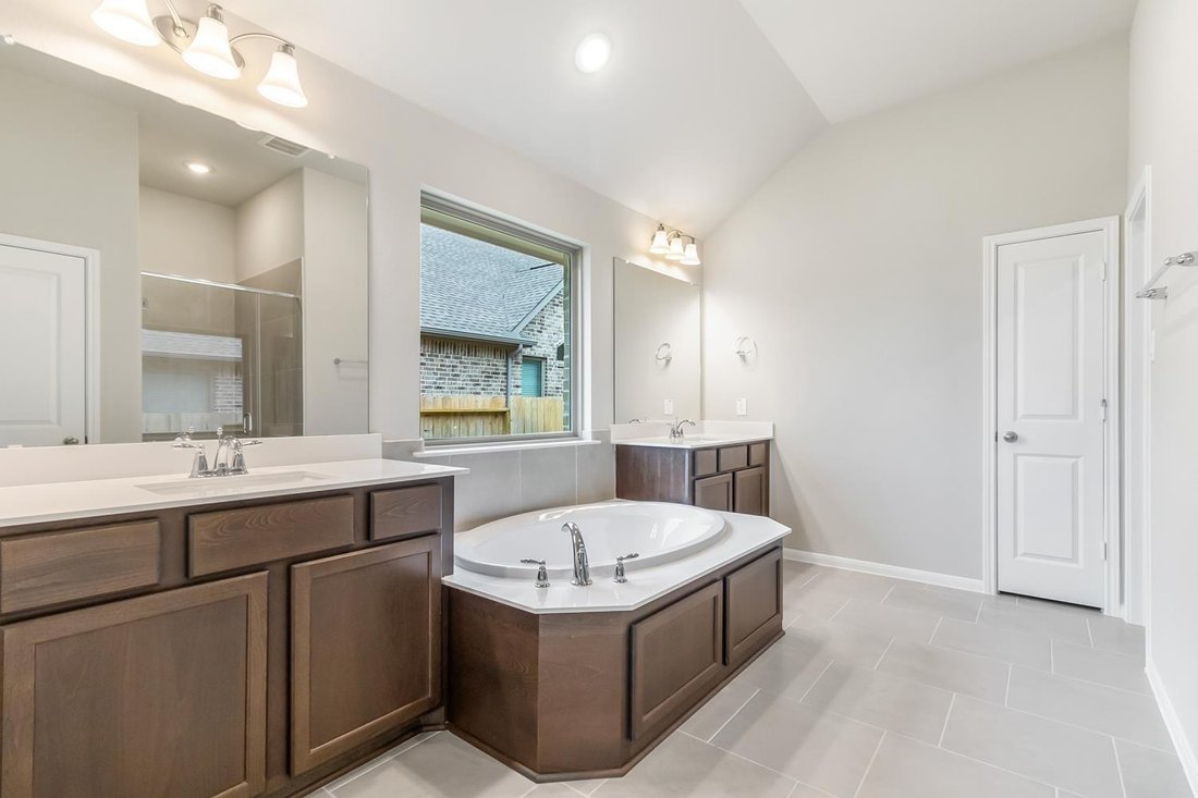 House in Montgomery, Texas, United States 5 - 17921659
