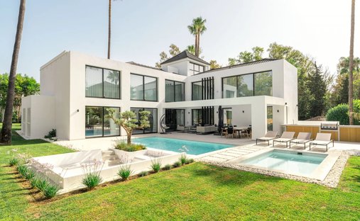 Villa in Puerto Banus, Marbella, Spain 1