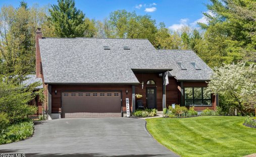 House in Saratoga Springs, New York, United States 1