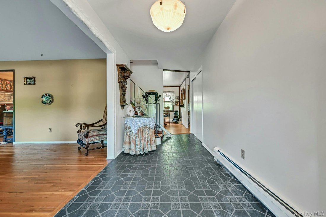 House in West Nyack, New York, United States 5 - 17918577