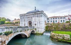 Apartment in Passeggi - Ospedale San Camillo, Treviso, Italy 5 - 17924487