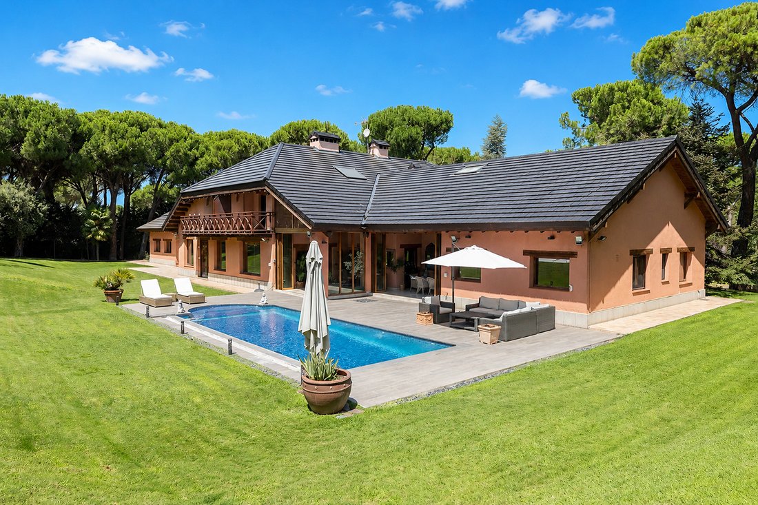 House in Pozuelo de Alarcon, Comunidad de Madrid, Spain 1 - 14871427