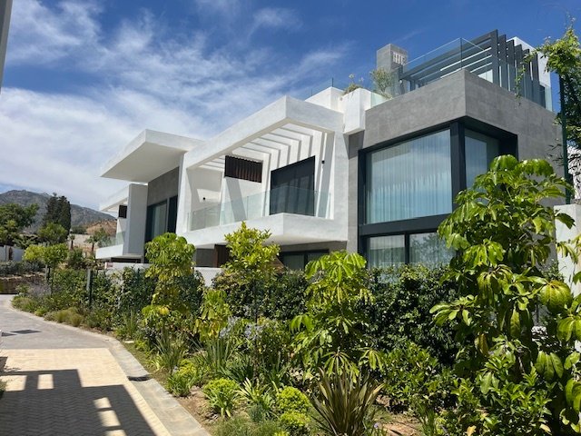 Chalet in Rio Real, Marbella, Andalusia 2 - 17921264