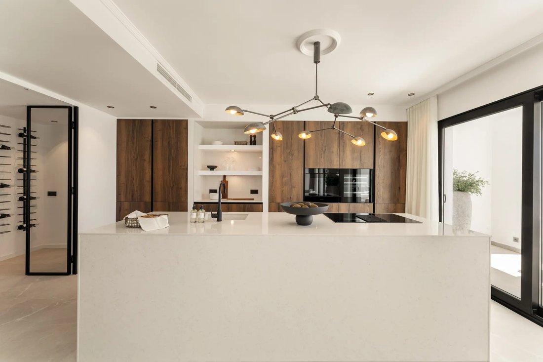 Apartment in Benahavis, Andalusia, Spain 2 - 17923675