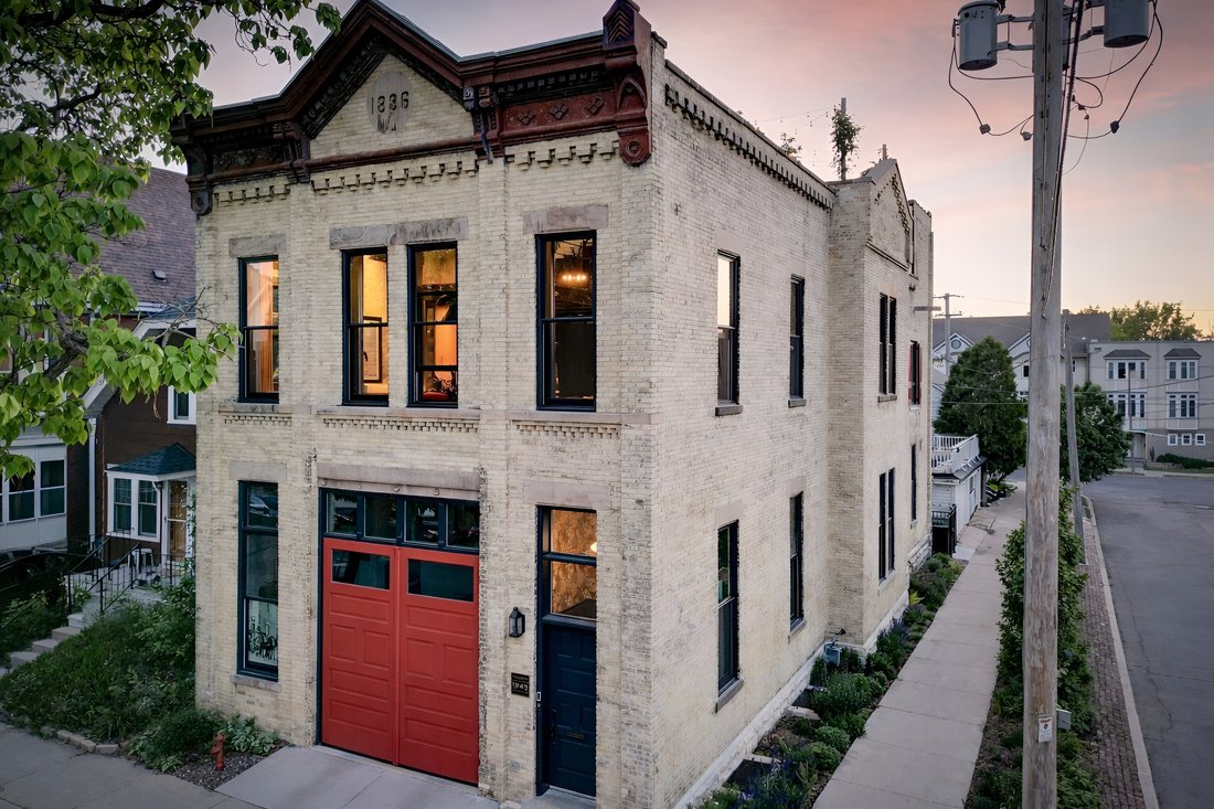 House in Milwaukee, Wisconsin, United States 1 - 17917775