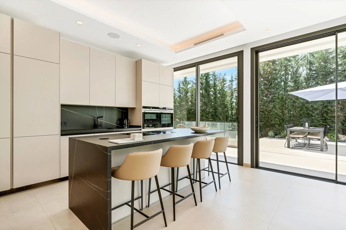 Villa in Nueva Andalucia, Marbella, Spain 4 - 17923327