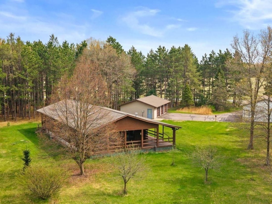 House in Wisconsin Rapids, Wisconsin, United States 1 - 17920413
