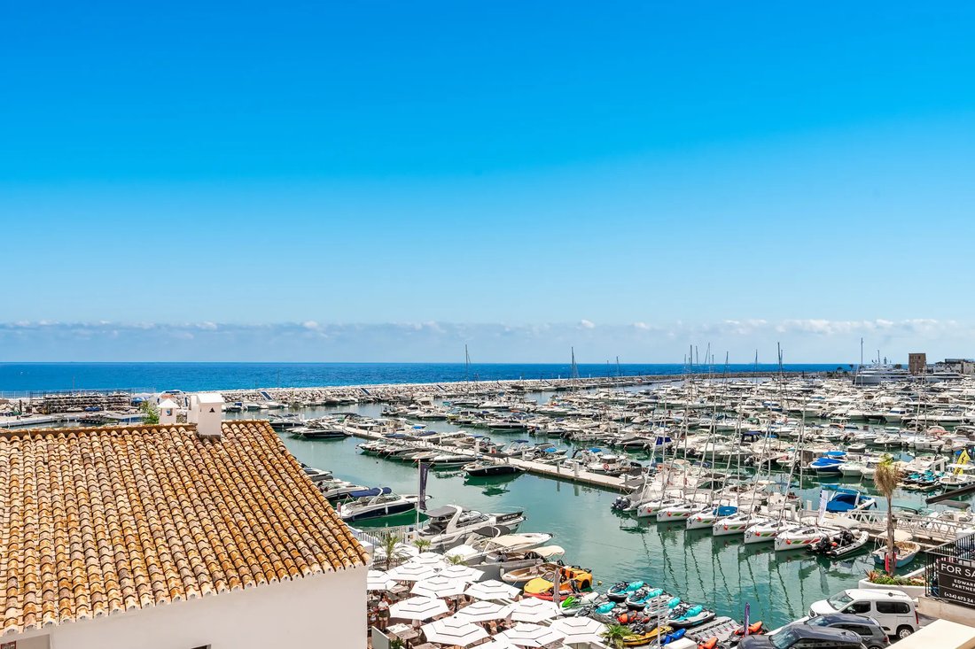 Apartment in Nueva Andalucia, Marbella, Spain 1 - 17923650
