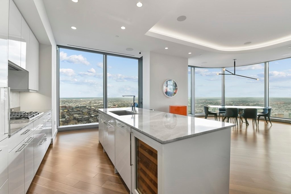 Condo in Boston, Massachusetts, United States 2 - 17916149