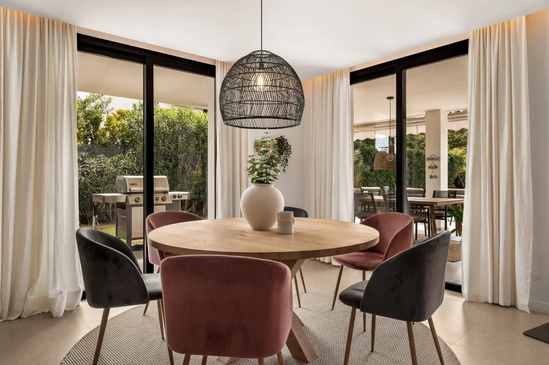 Villa in Nueva Andalucia, Marbella, Spain 4 - 17923312