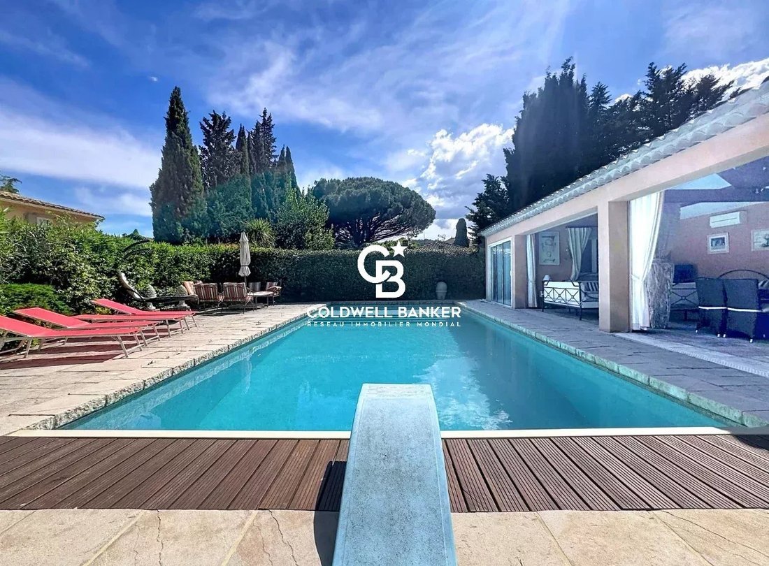 House in Village, Roquebrune-sur-Argens, France 2 - 17918465